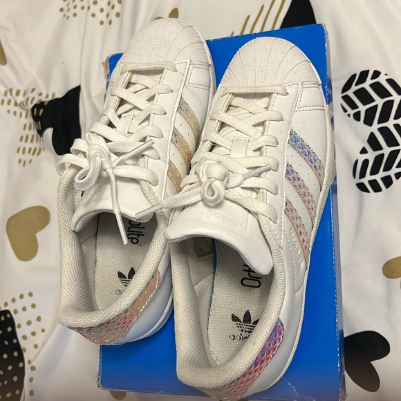 Adidas Original white and iridescent shell toes! - Picture 3 of 6